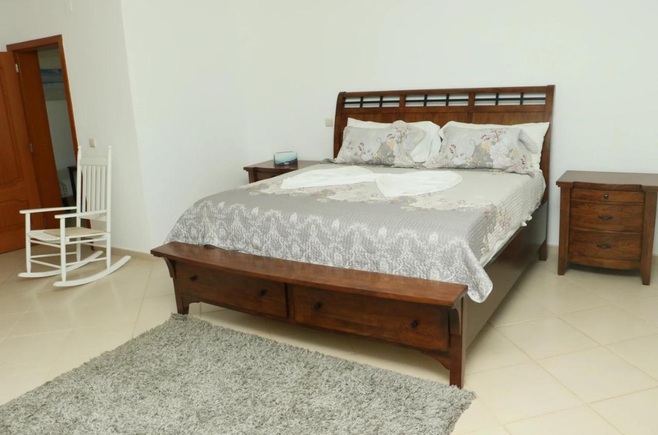 Cidade Paradise Guesthouse Cidade Velha Buitenkant foto